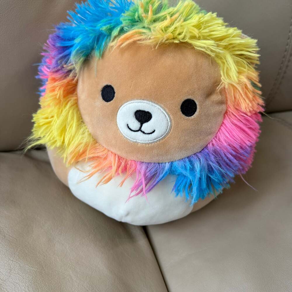 Squishmallows Leonard the Lion 8-Inch Plush with Rainbow Mane